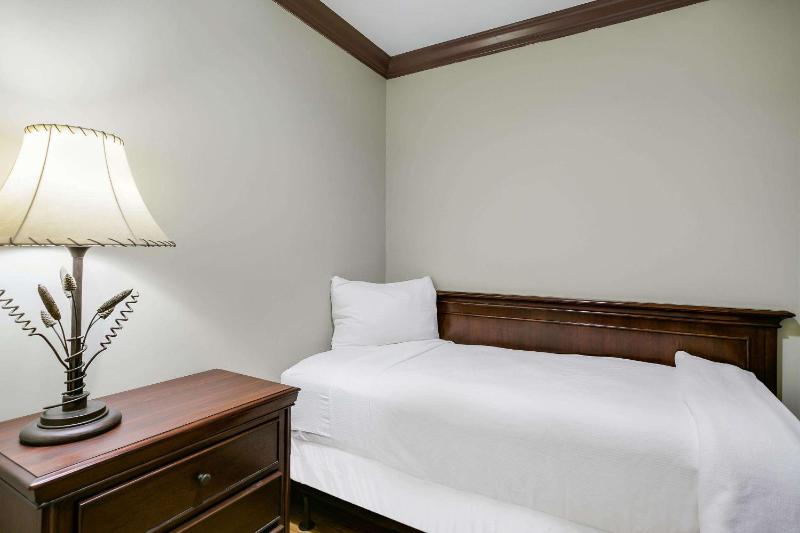 Family King Suite - Non Smoking image 1