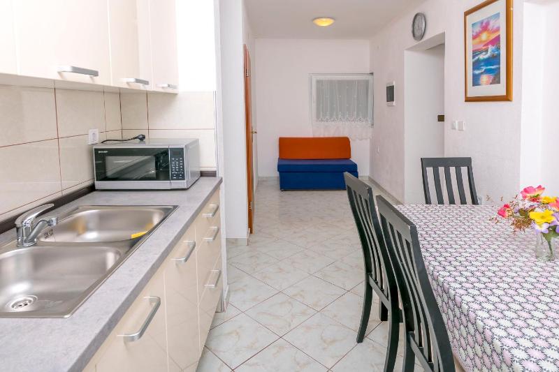 Two-Bedroom Apartment with Balcony image 4