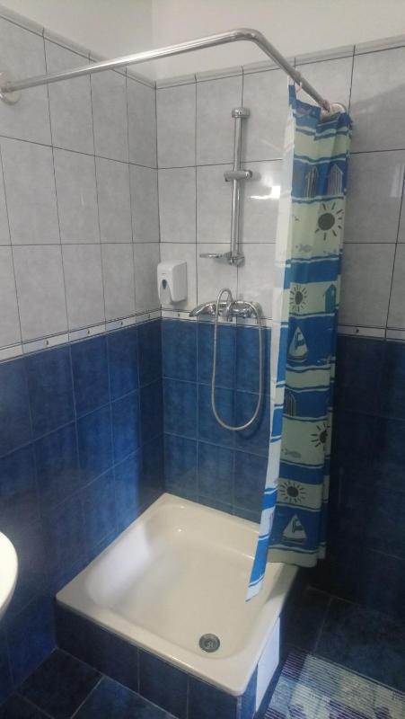 Triple Room with Shower image 2