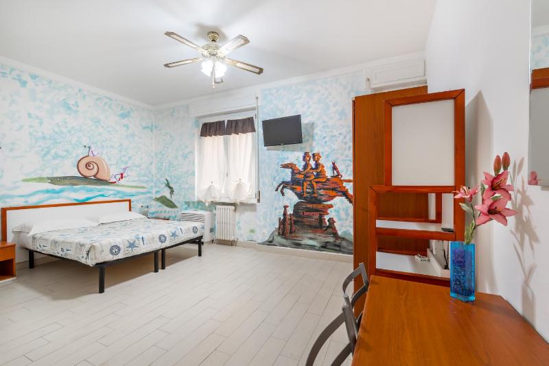 Lia Rooms 4 - image 19