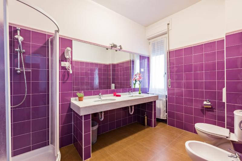 Lia Rooms 4 - image 5