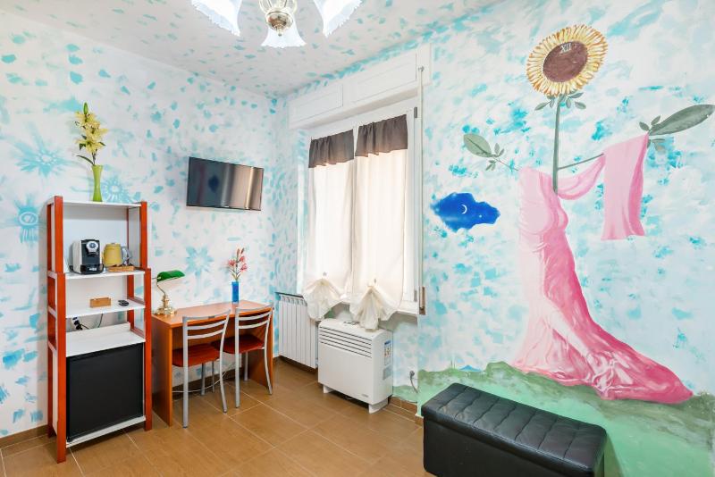 Lia Rooms 4 - image 24