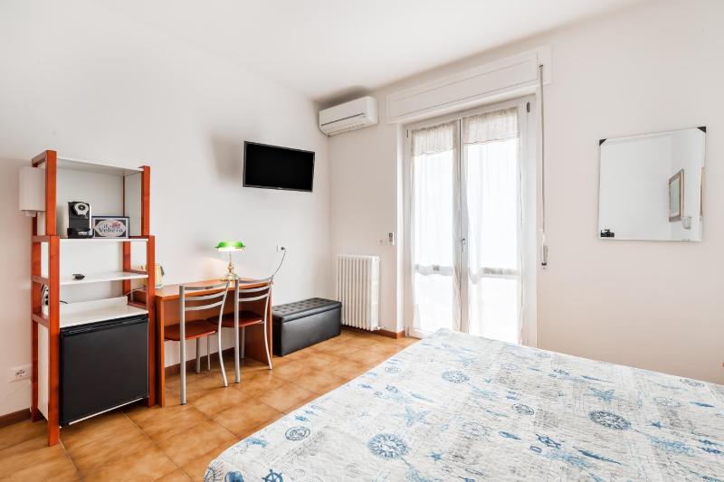 Lia Rooms 4 - image 31