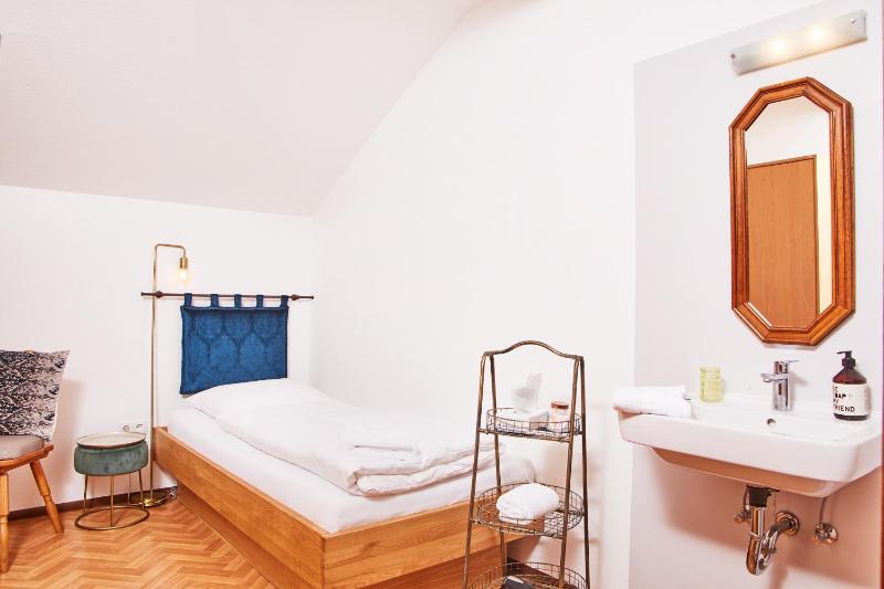 Single Room with Shared Bathroom image 1