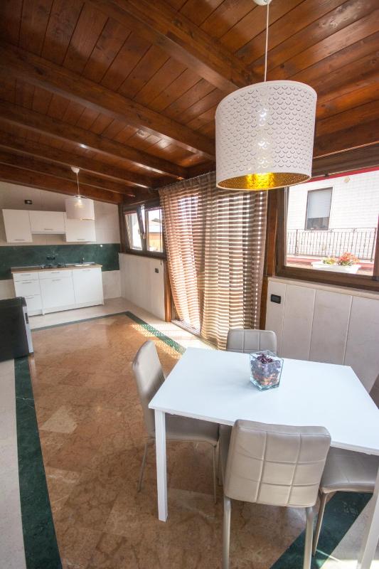 Superior Triple Room image 3