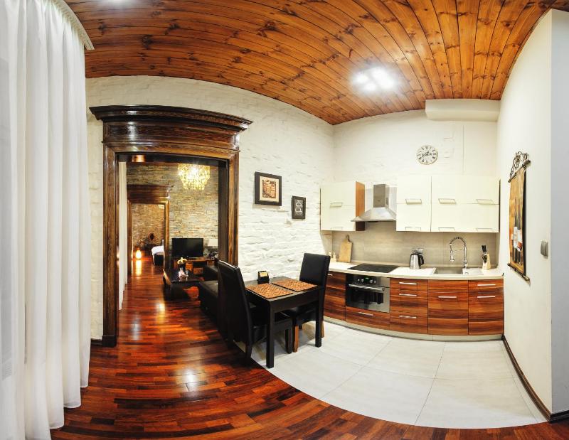 Superior Apartment image 2