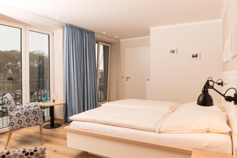 Double Room image 4