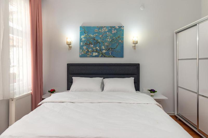 Dualis Hotel - image 4