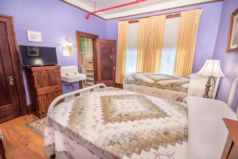 Family Two-Bedroom Suite image 3