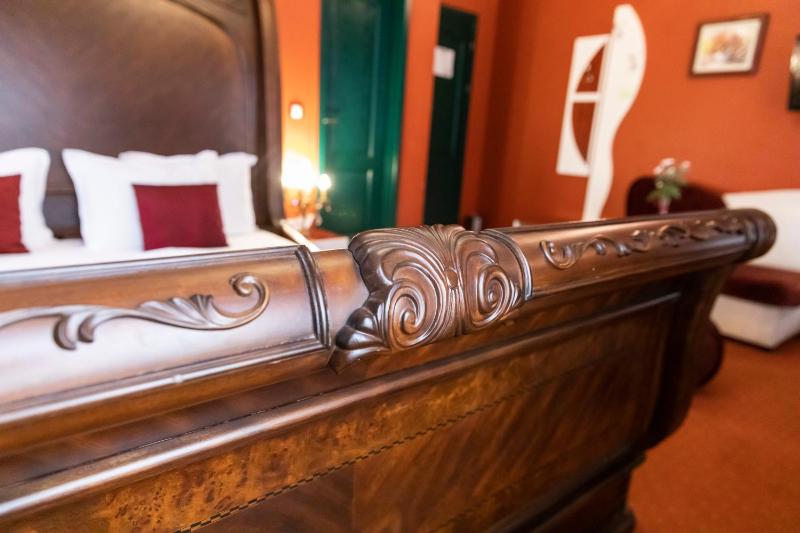 Deluxe Double Room with Castle View image 2