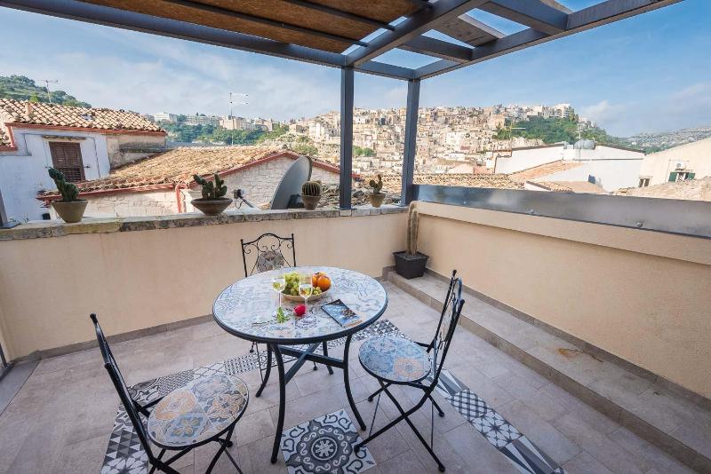 Double Room with Terrace image 2