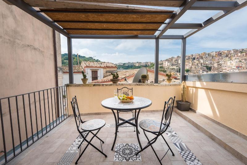 Double Room with Terrace image 3