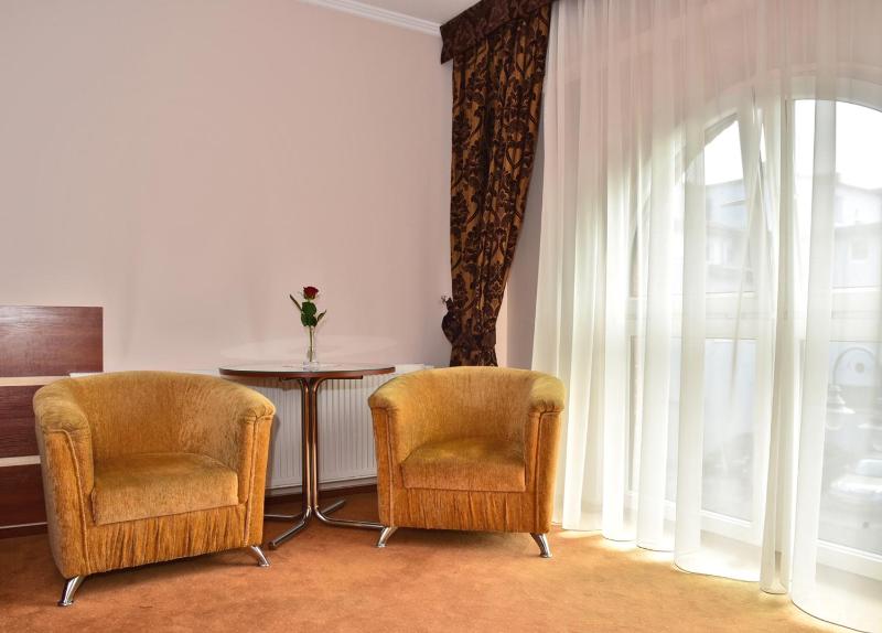 Luxury Double Room image 4