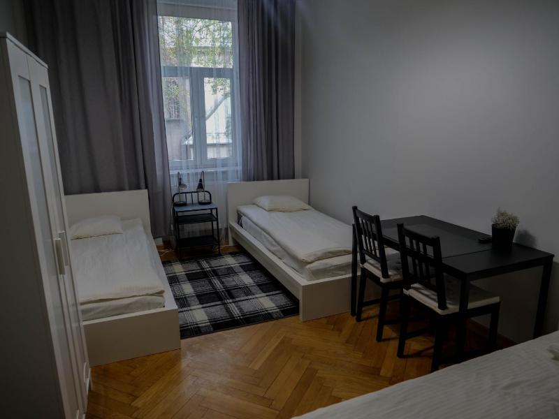 Cent Hostel - Lublin Centrum - image 33
