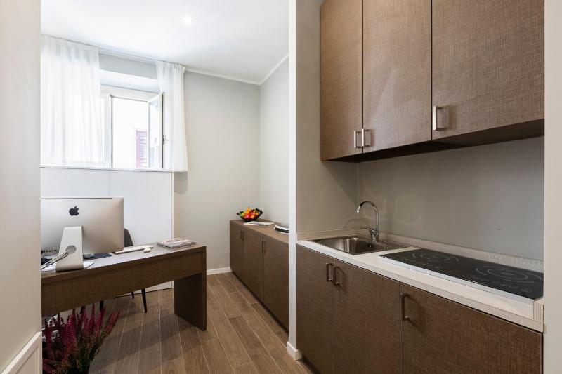 Giubbonari Suites - image 6