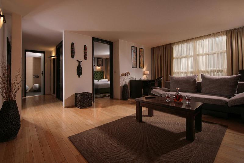 Reghina Blue Hotel - image 11