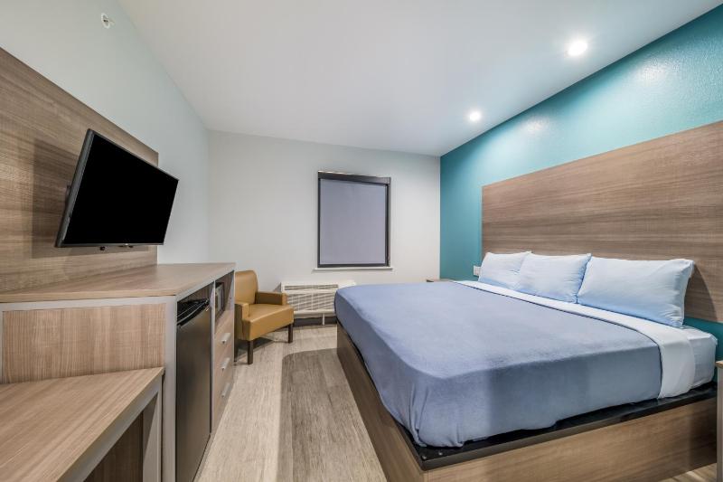 Standard Single Room image 2