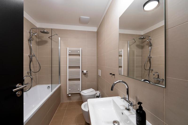Double or Twin Room with Bathroom image 2
