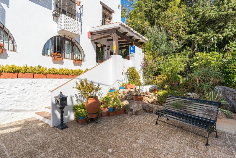 Hostal El Escudo de Mijas - image 11