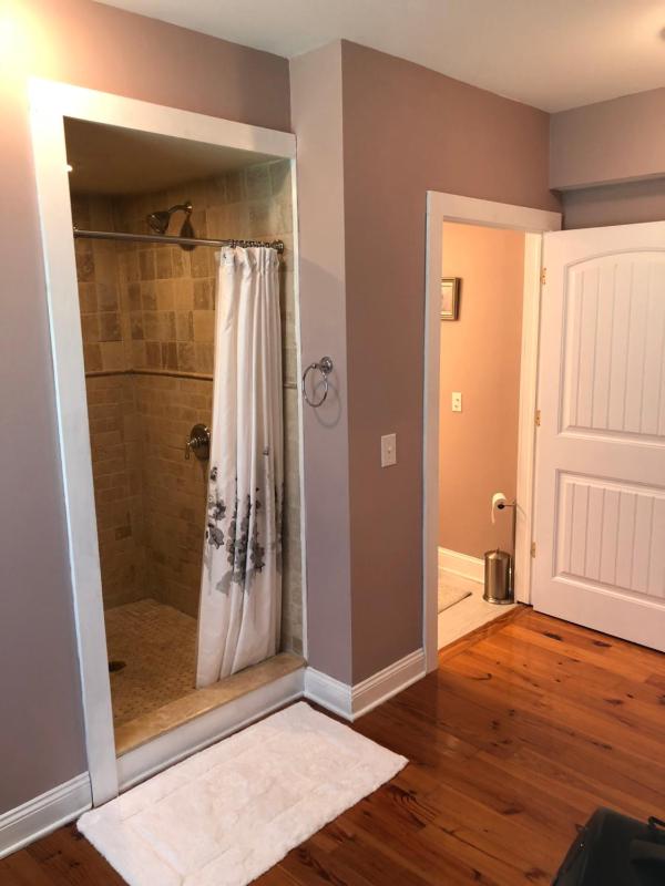 King Room - Disability Access image 2