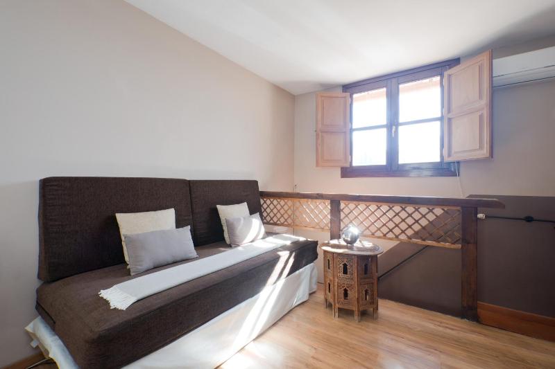 Deluxe Double Room with View to the Alhambra image 4