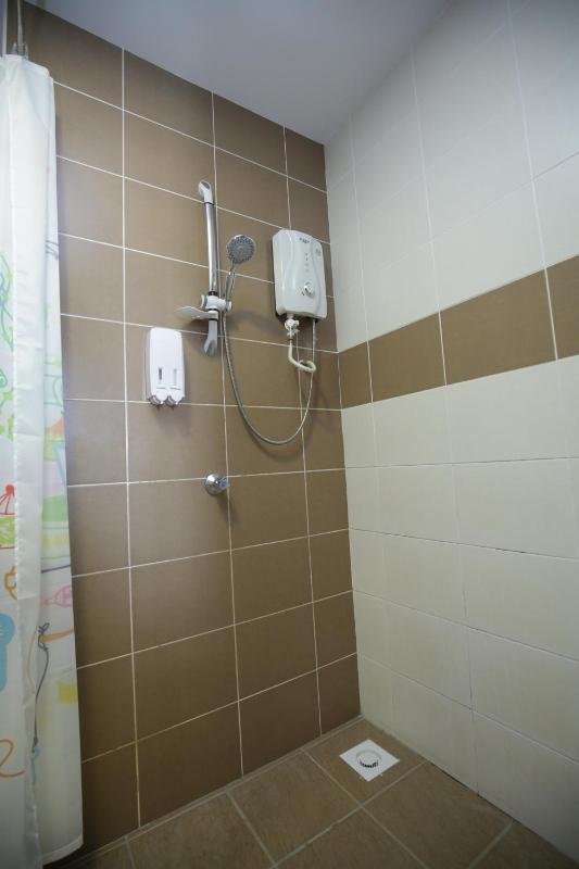 ATIZ Studio Apartment with Waterpark Melaka - image 36