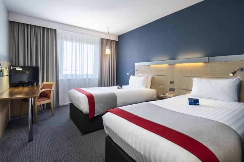 Holiday Inn Express Leicester By IHG - image 8