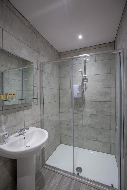 Triple Room image 4