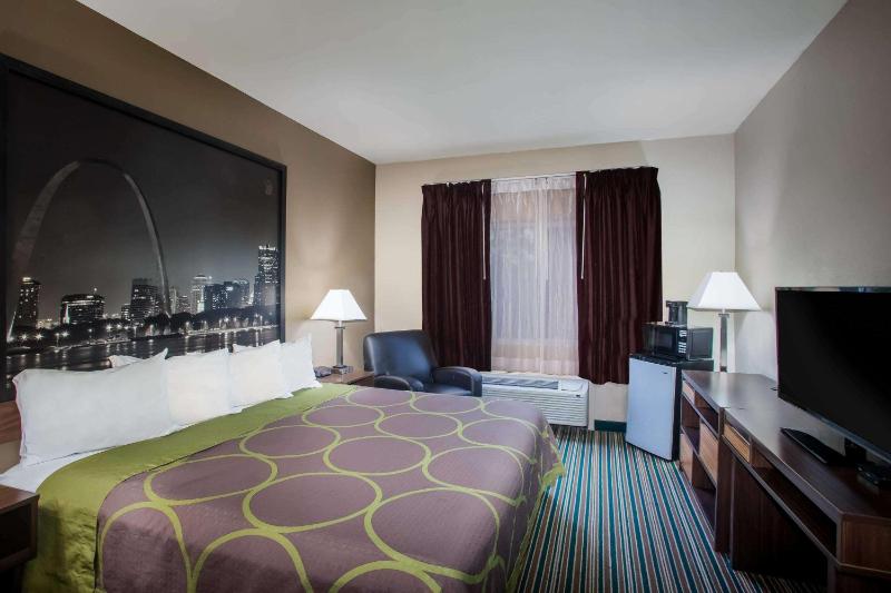 King Room - Disability Access - Non-Smoking image 4
