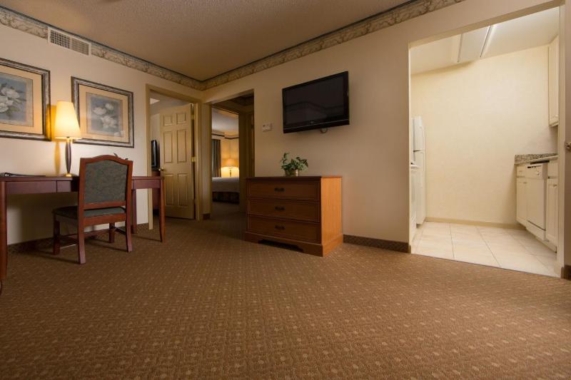Two Room Efficiency image 4