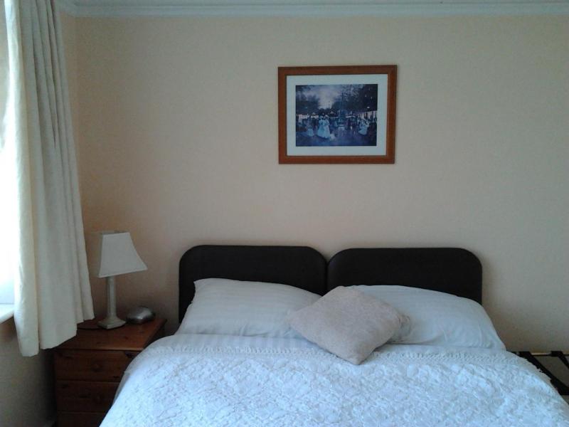 Double Room image 4