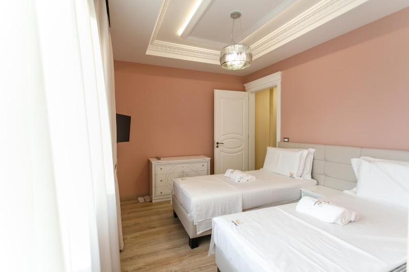 Apartment with Balcony image 2