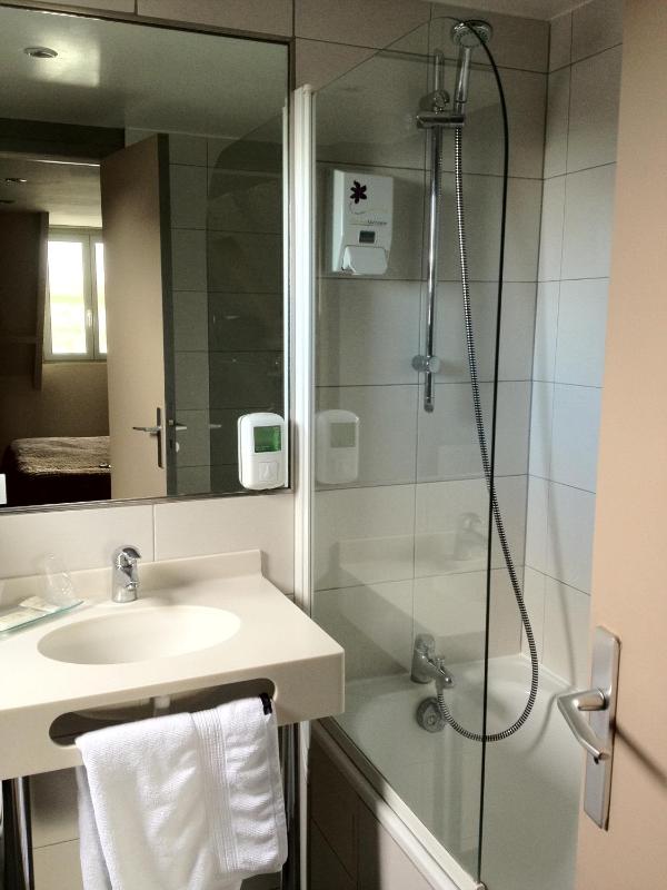 Double Room with Sea View image 2
