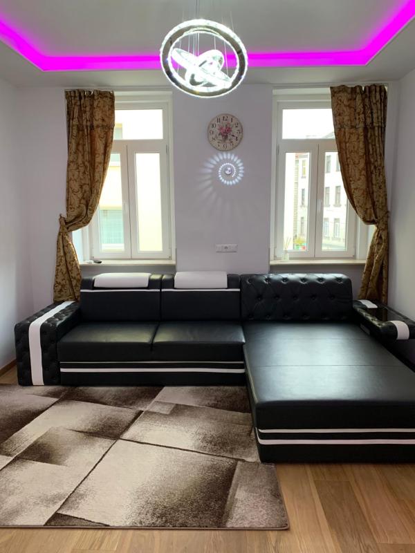 Colony Apartments - image 8