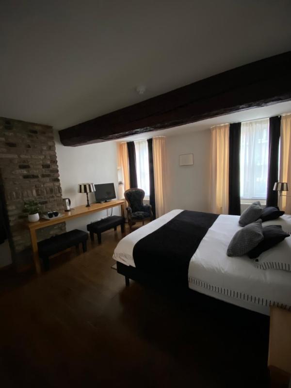 Comfort Double Room with Bath image 1