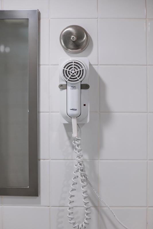 Studio Apartment image 3