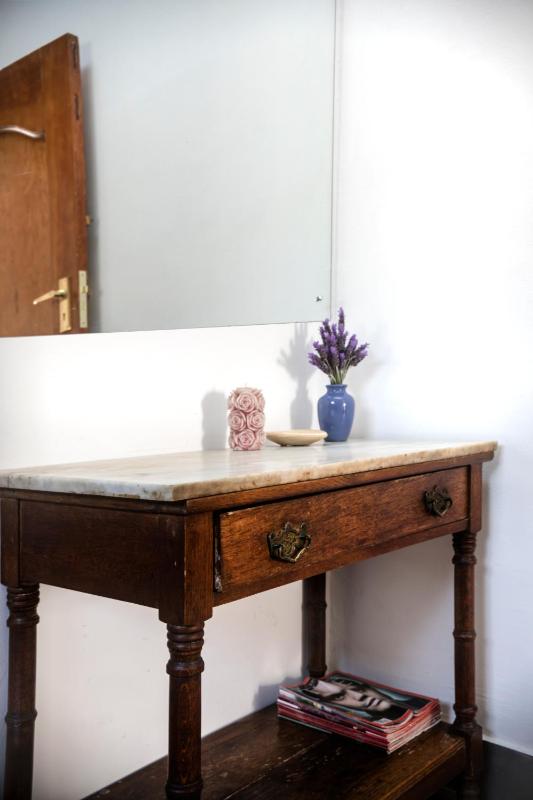 Springbank Guest Suite - image 5