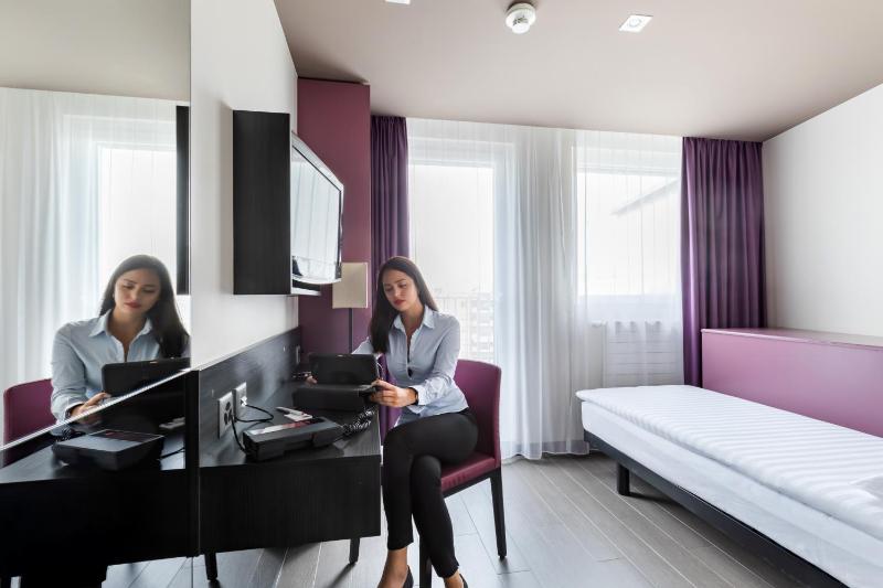 Single Room image 1