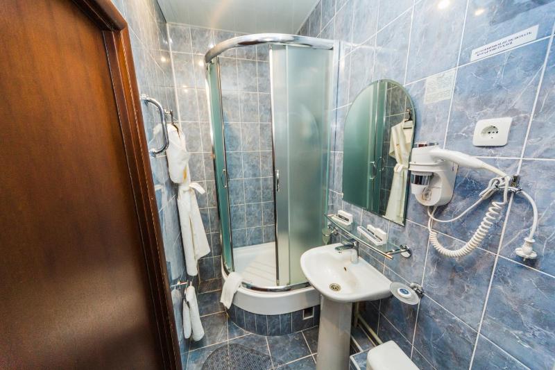 Double or Twin Room image 2