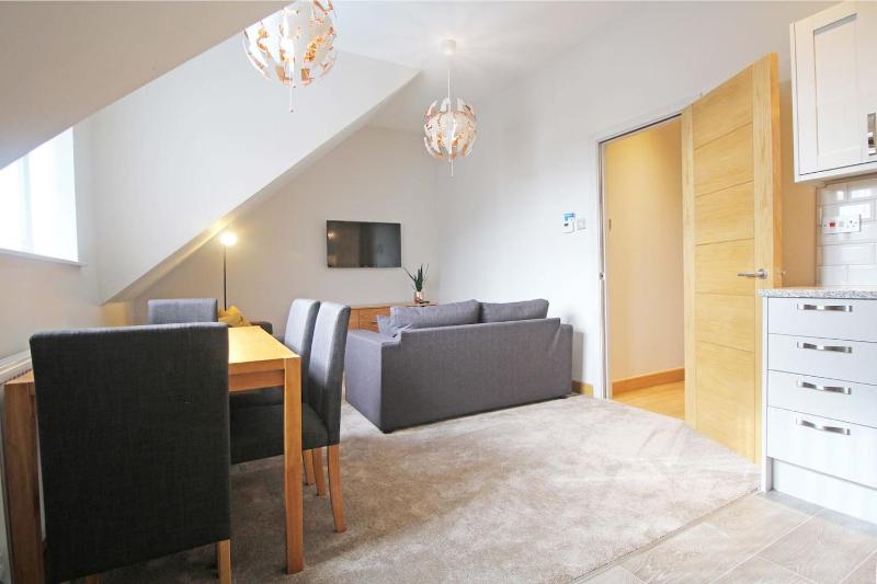 Hunters Walk - Luxury Central Chester Apartment - Free Parking - image 1