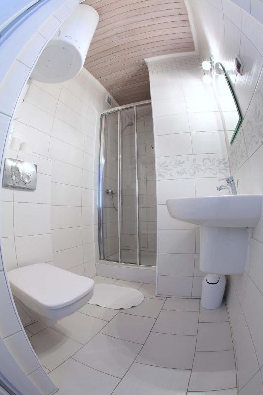 Deluxe Double Room with Balcony image 3