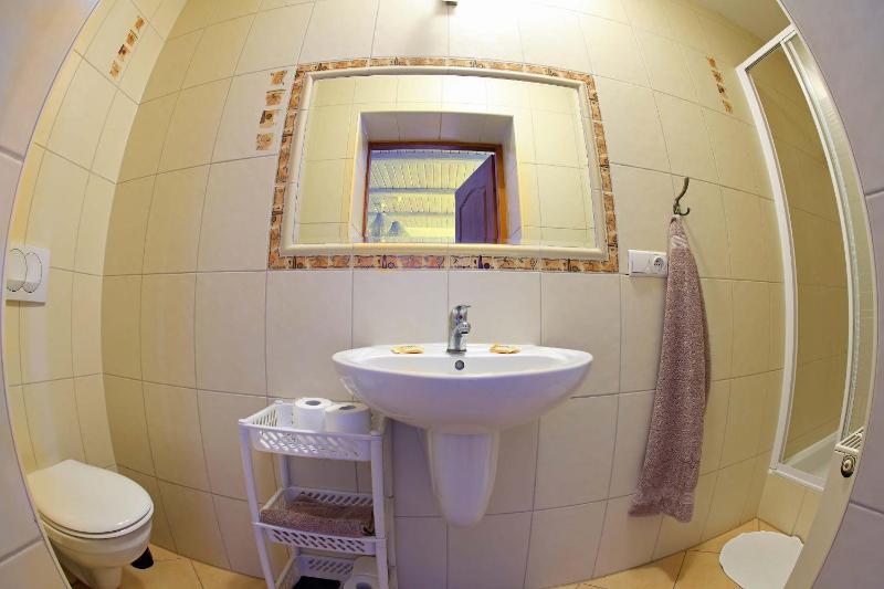 Quadruple Room with Balcony image 2