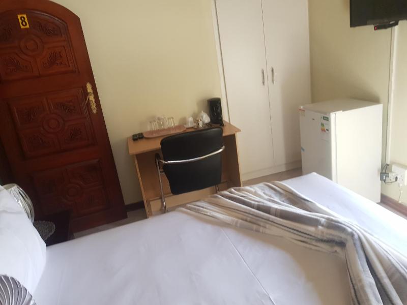 ALIMOP GUESTHOUSE - image 5