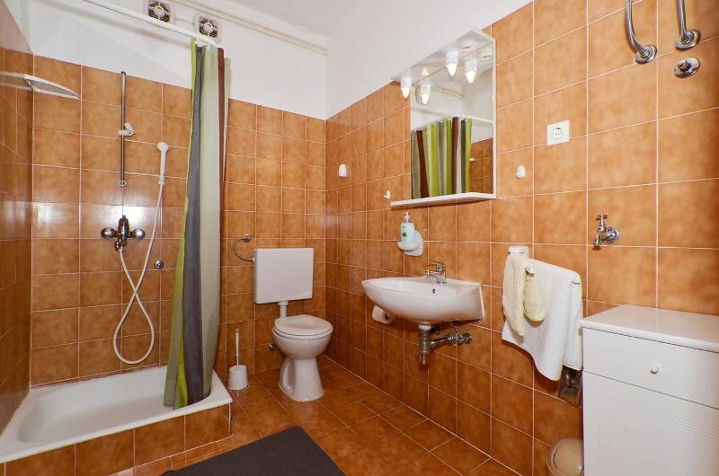 Two-Bedroom Apartment with Terrace image 2