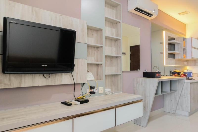 Cozy 1BR Apartment at Brooklyn Alam Sutera near IKEA By Travelio - image 6