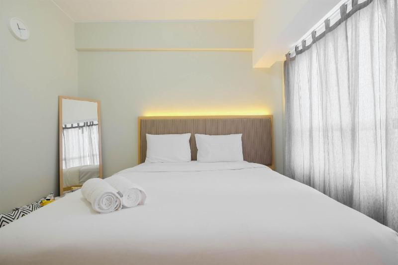 Modern Studio @ Springlake Summarecon Apartment By Travelio - image 8