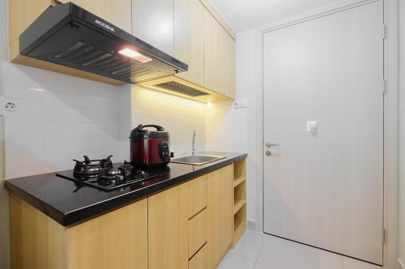 Modern Studio @ Springlake Summarecon Apartment By Travelio - image 6