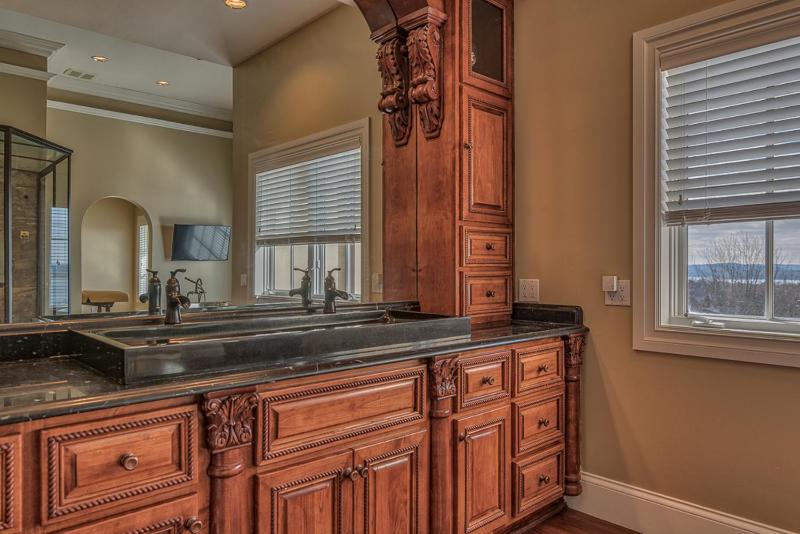 17500sqft PRIVATE ESTATE IndoorPool HotTub BIG LAKEVIEW Tennis Court Theater SDC - image 32