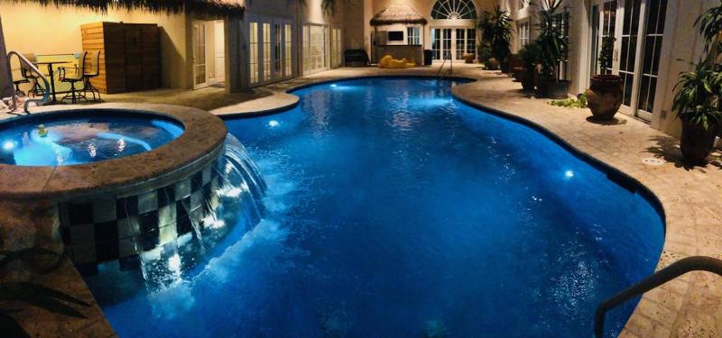 17500sqft PRIVATE ESTATE IndoorPool HotTub BIG LAKEVIEW Tennis Court Theater SDC - image 44