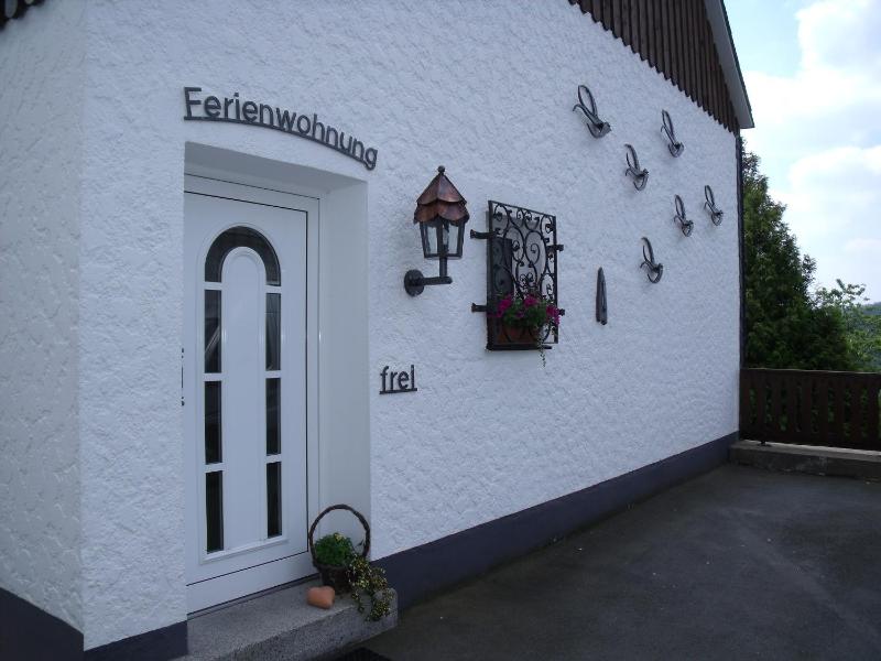 Two-Bedroom Holiday Home with Balcony image 2